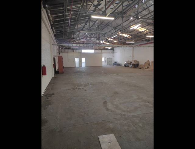 560M² WAREHOUSE TO LET IN BELLVILLE SOUTH